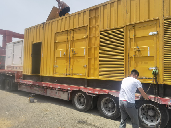 太仓发电机出租100KW发电机需要什么规格的电缆线？