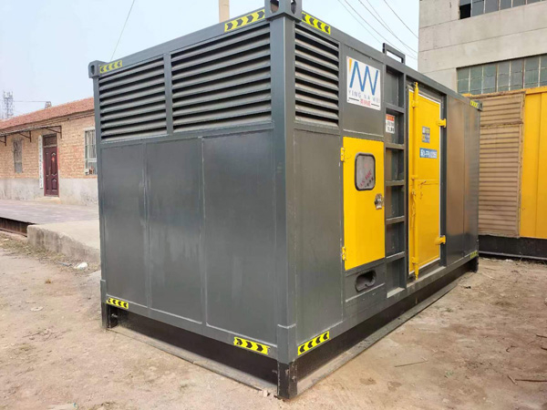 太仓柴油发电机输出电流大小是有什么决定的？